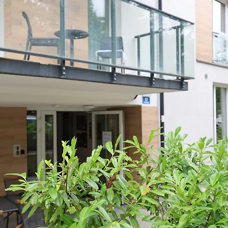 Norwida 17 アパート ミエンジズドロイェ